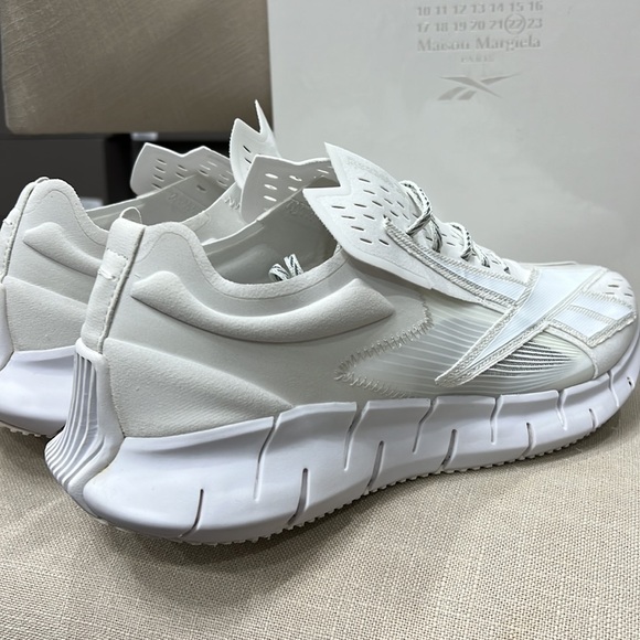 Maison Margiela x Reebok Zig 3-D Memory Of GW5008 White Sneakers - Picture 9 of 12